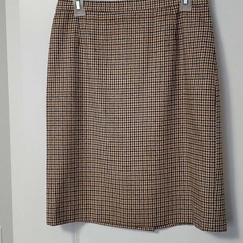 Wool patterned skirt